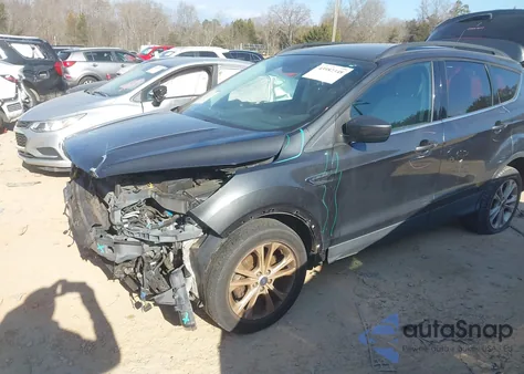 2018 Ford Escape Se z USA, uszkodzony, nr VIN 1FMCU0GD1JUC20375